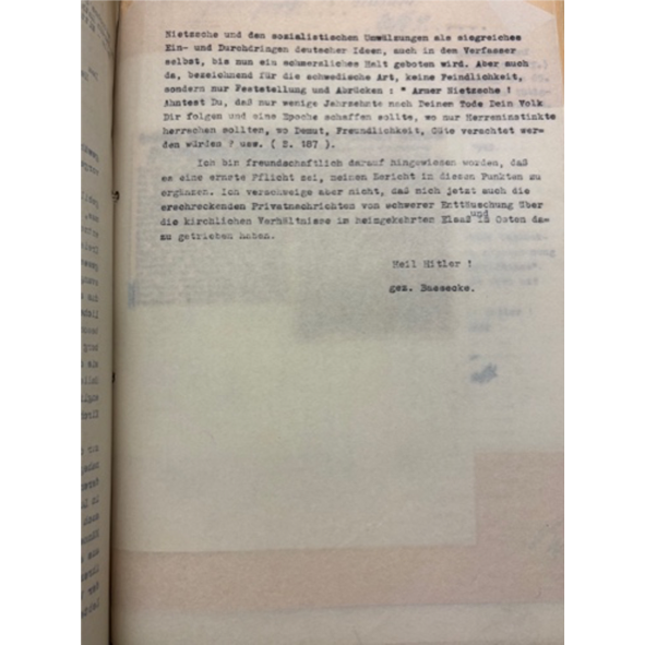 Ein Bild, das Text, Buch, Papier, Veröffentlichung enthält.

KI-generierte Inhalte können fehlerhaft sein.